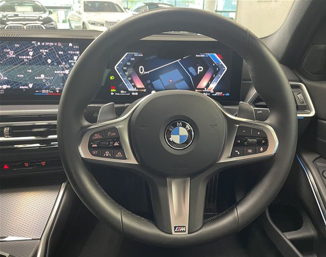 320d xDrive Berline RHD