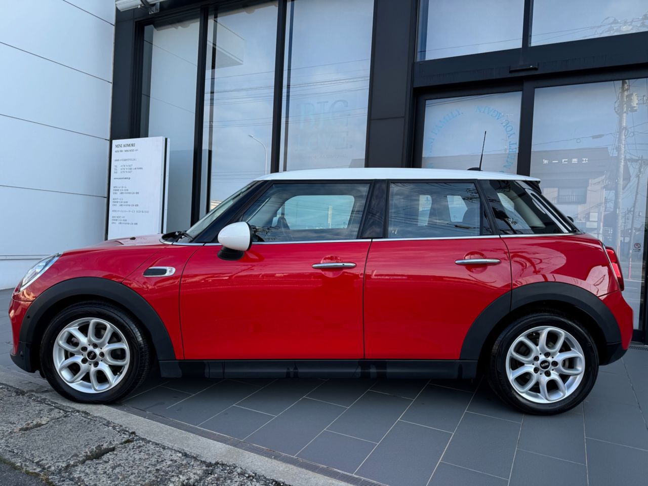 F55 MINI Cooper 5-Door Hatch LCI