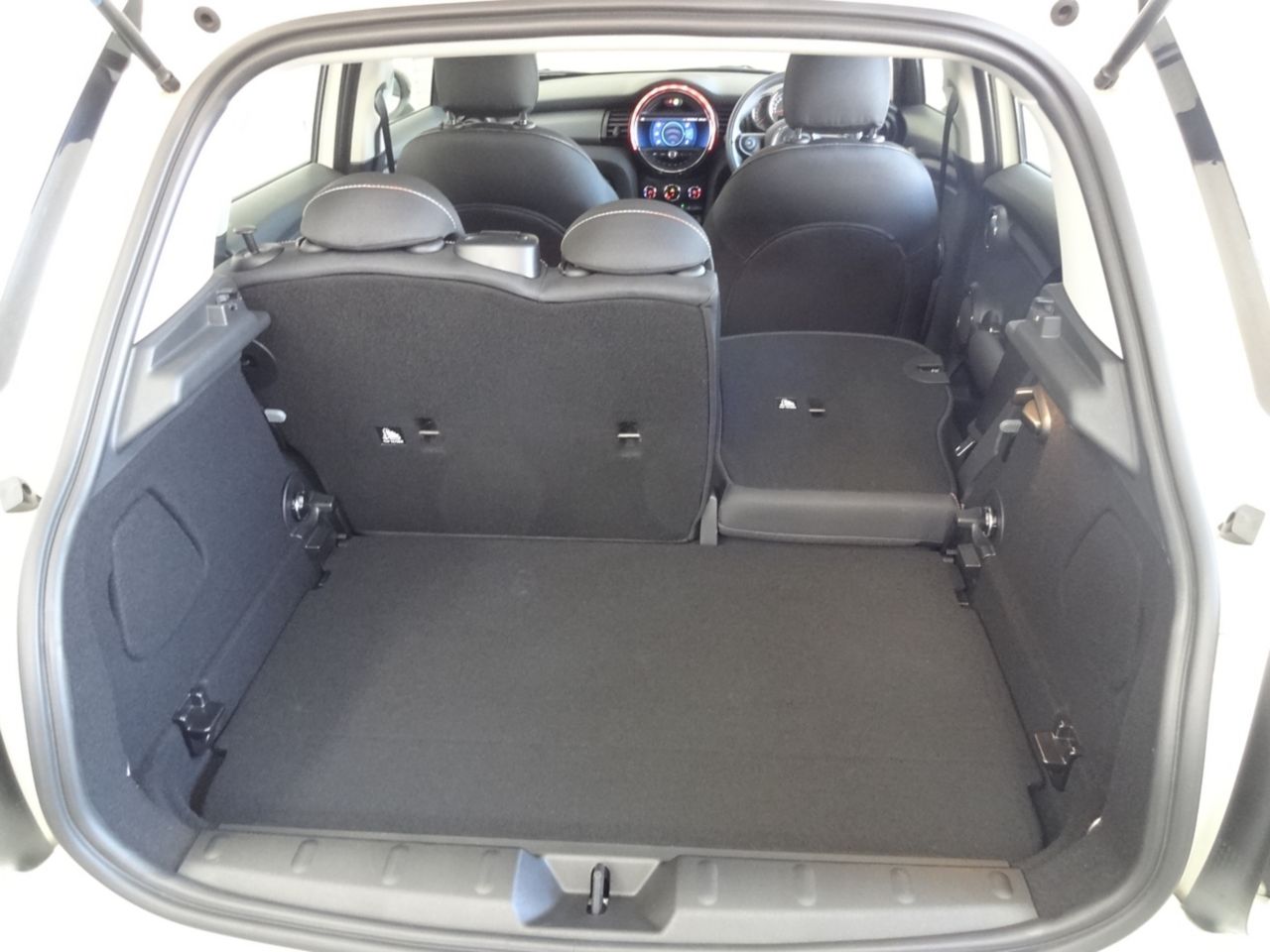 F55 MINI Cooper 5-Door Hatch LCI
