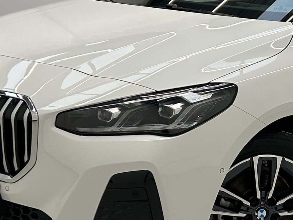 BMW 218