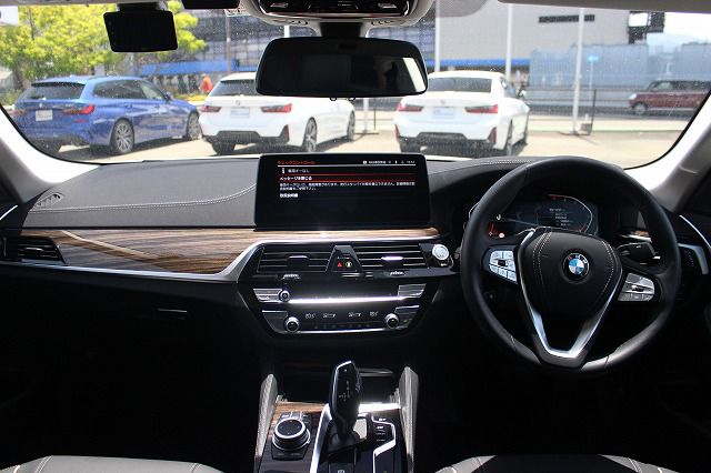 520i Sedan RHD