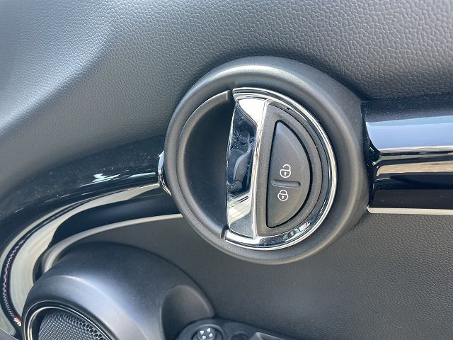 MINI JCW 3 Dr