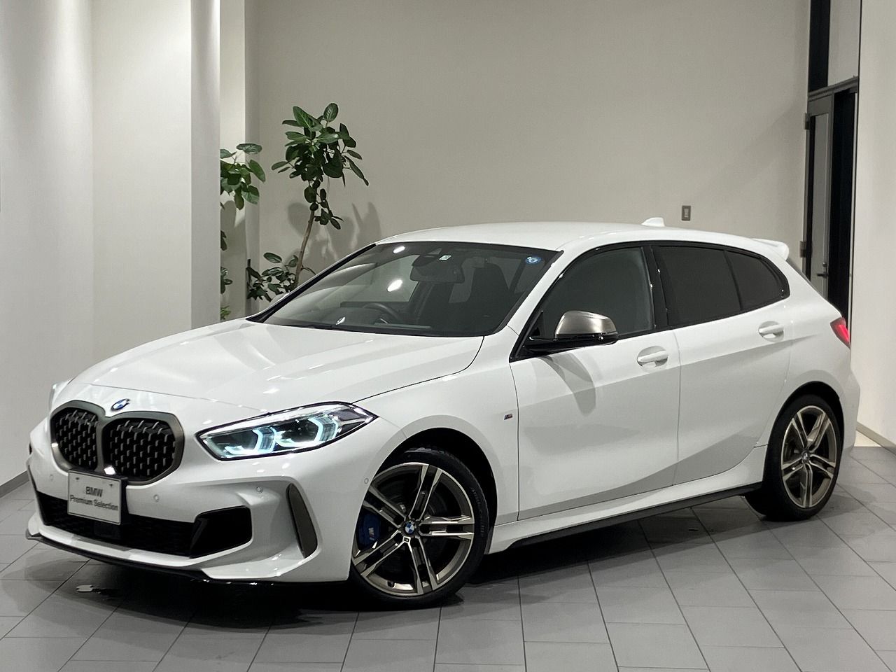 M135i xDrive