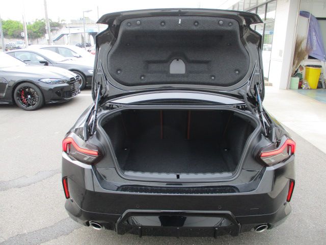 G42 220i Coupe