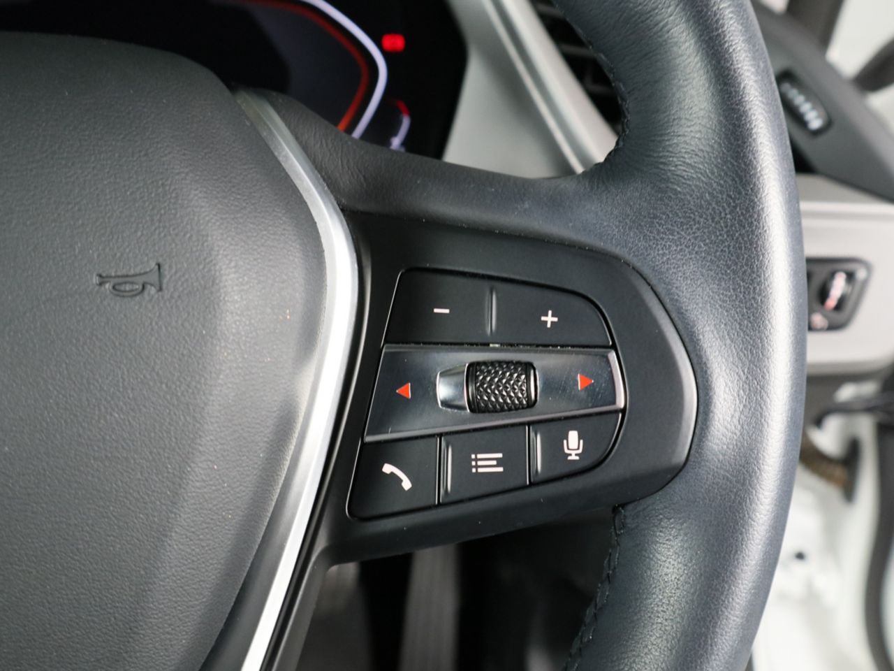 F40 118d Sports Hatch 5-door B47 2.0d