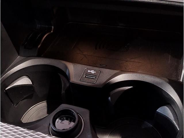 G20 320d xDrive RHD Saloon