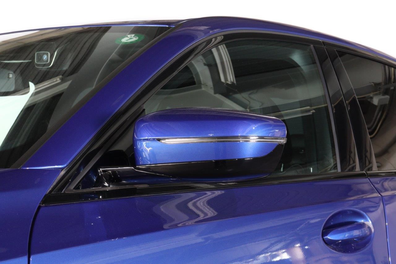 320d xDrive Berline RHD