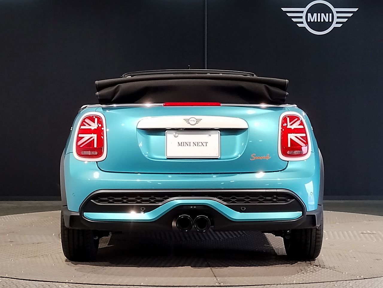 MINI Cooper S Convertible RHD