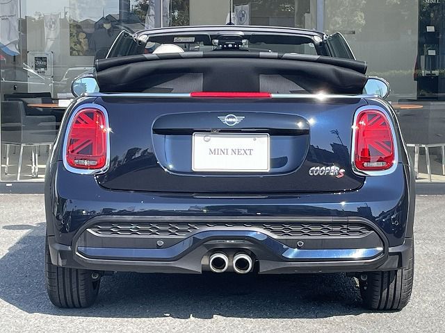 MINI Cooper S Convertible RHD
