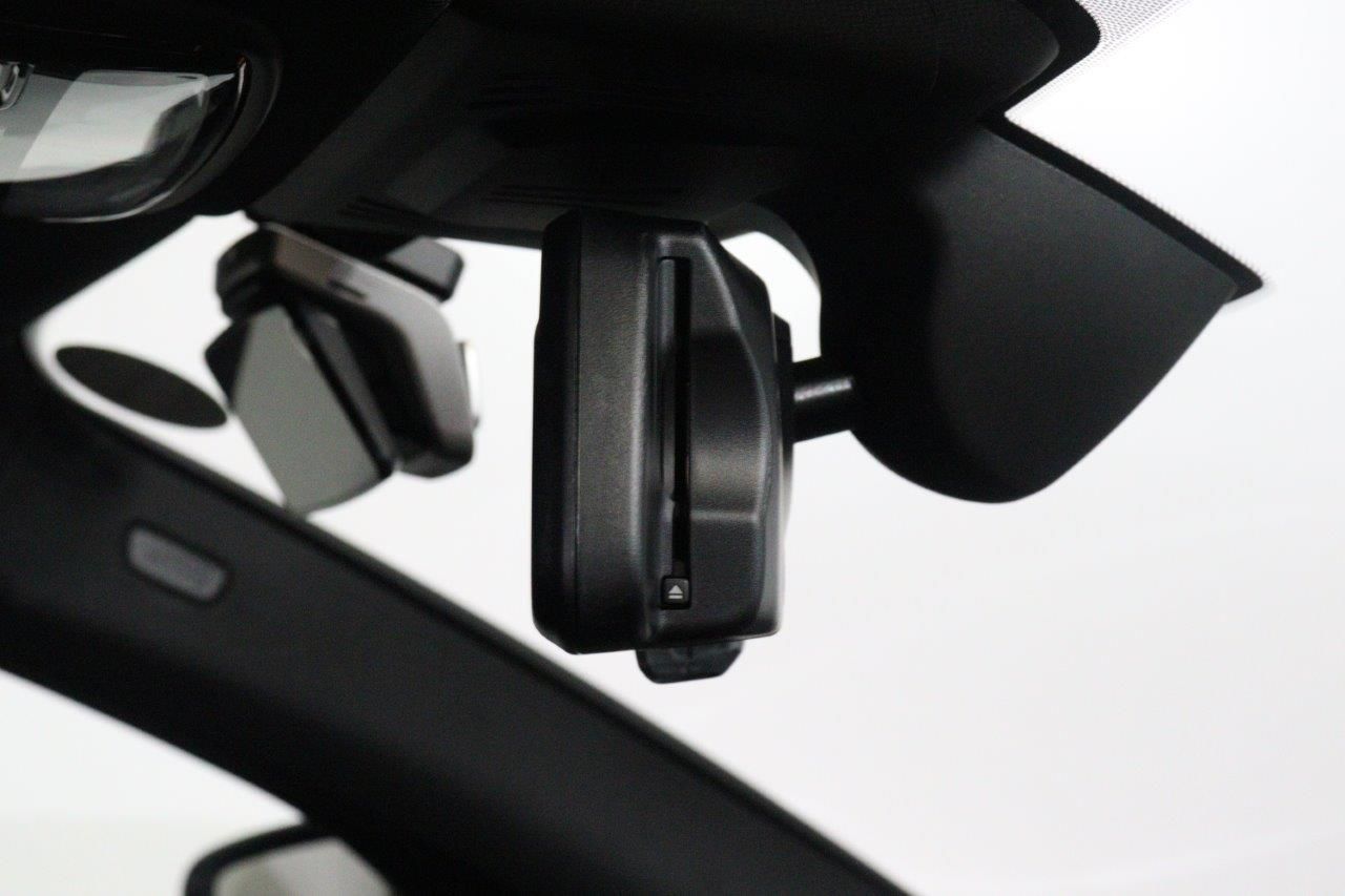 G20 320i Saloon LCI RHD MX