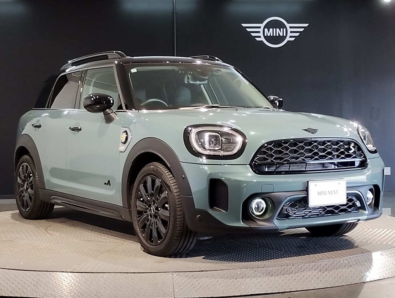 MINI COOPER SE CROSSOVER ALL4.