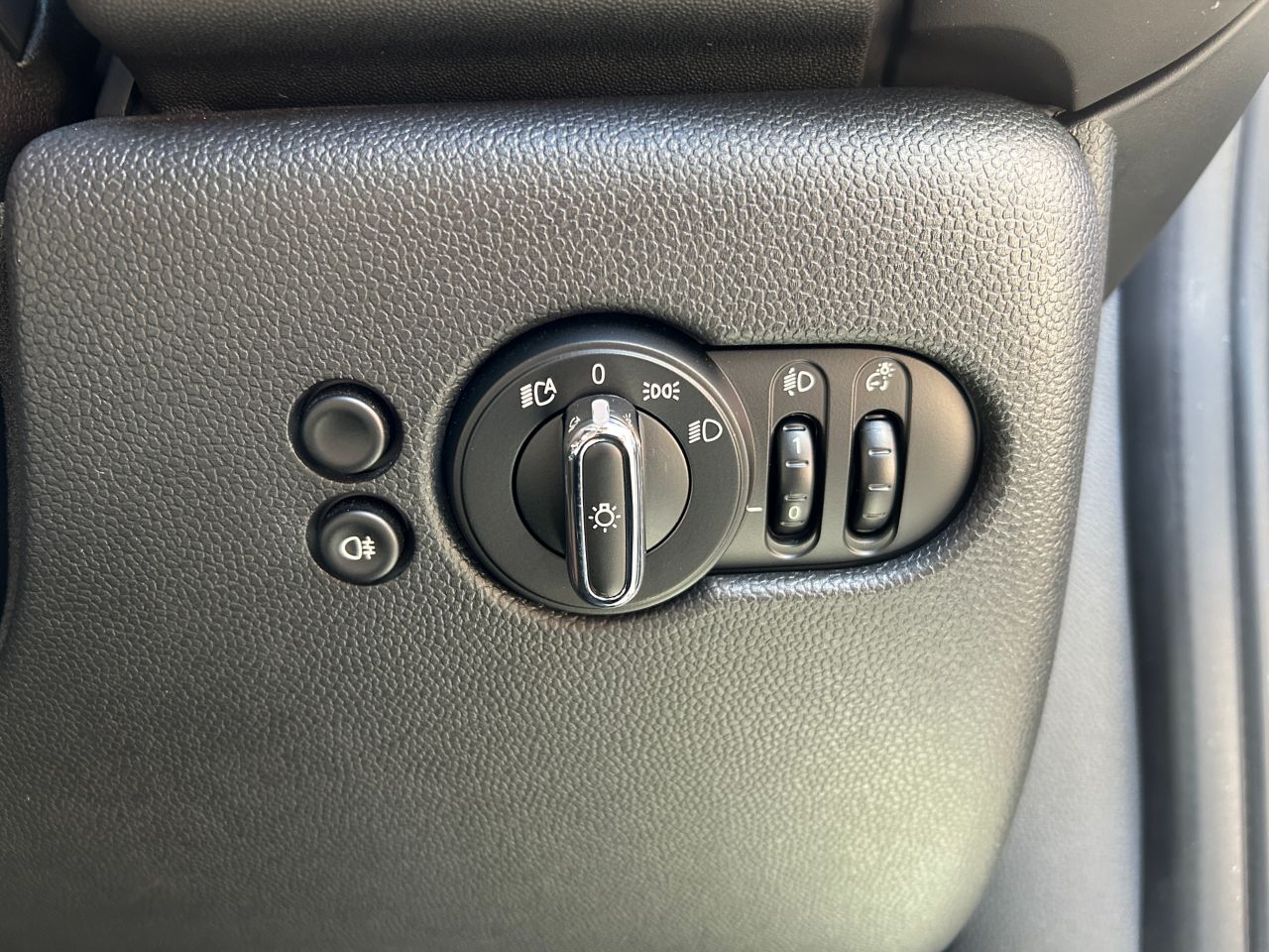 MINI One Hatch RHD F56