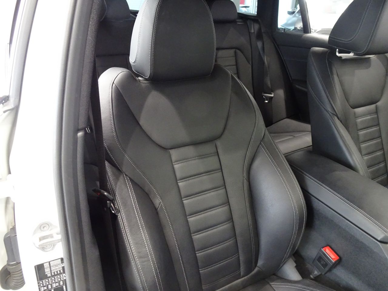 G21 320i RHD