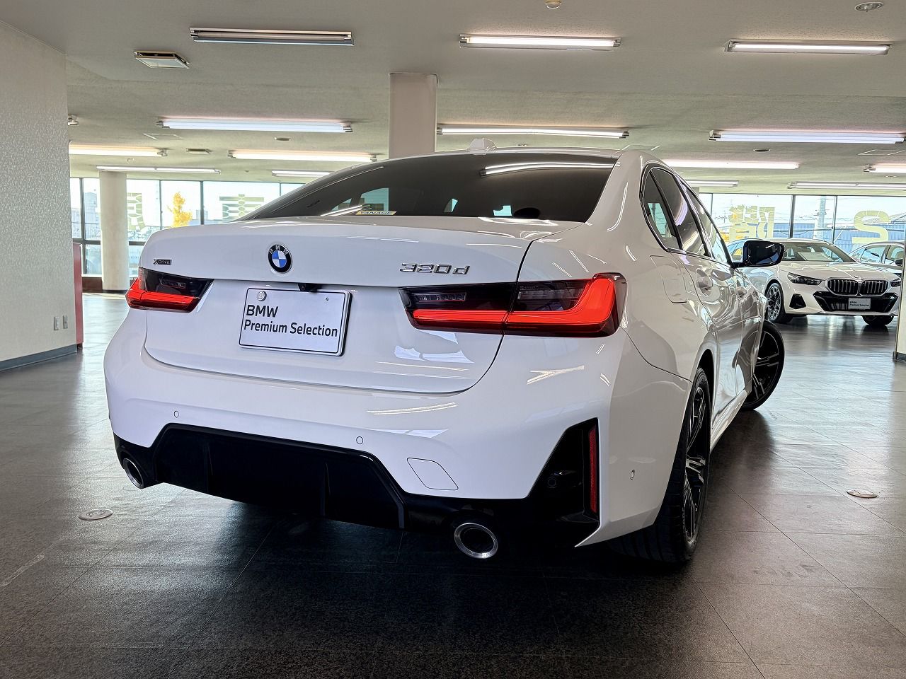 320d xDrive Berline RHD