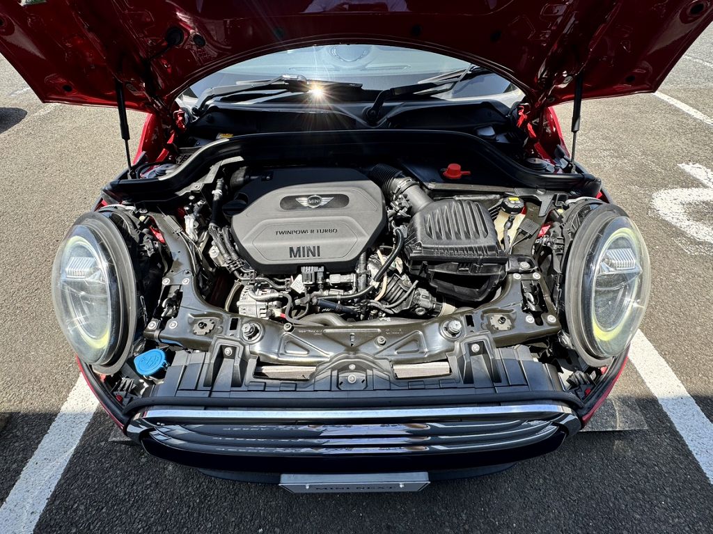 F56 COOPER D (AT)