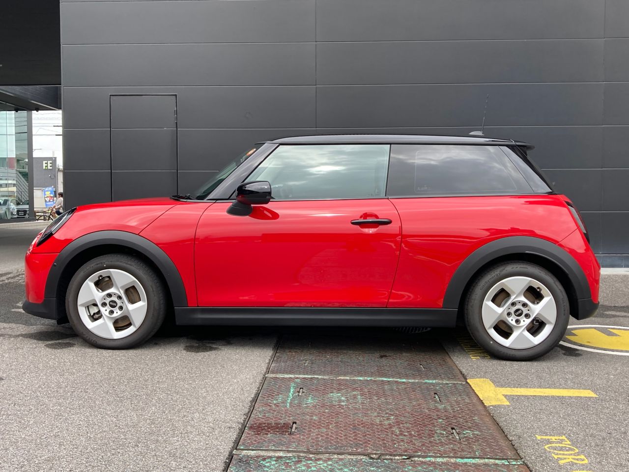 F66 MINI Cooper C 3Dr