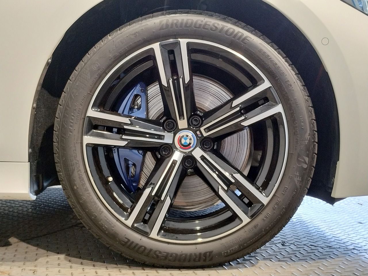 G20 330e Saloon LCI RHD MX