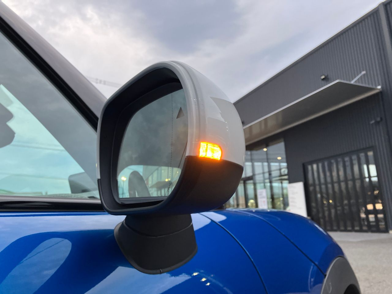 F66 MINI Cooper C 3Dr