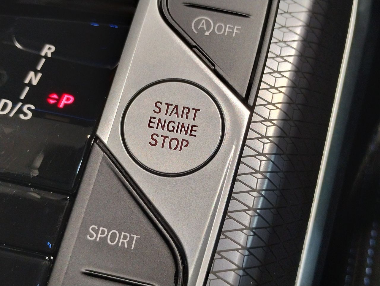 G20 320i Saloon LCI RHD MX