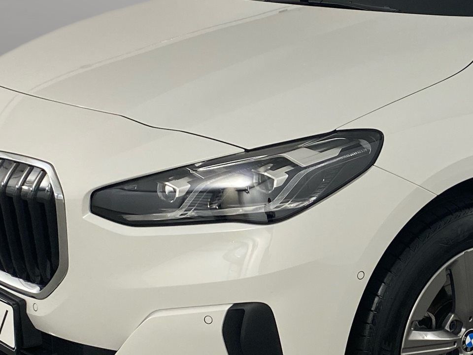 BMW 216