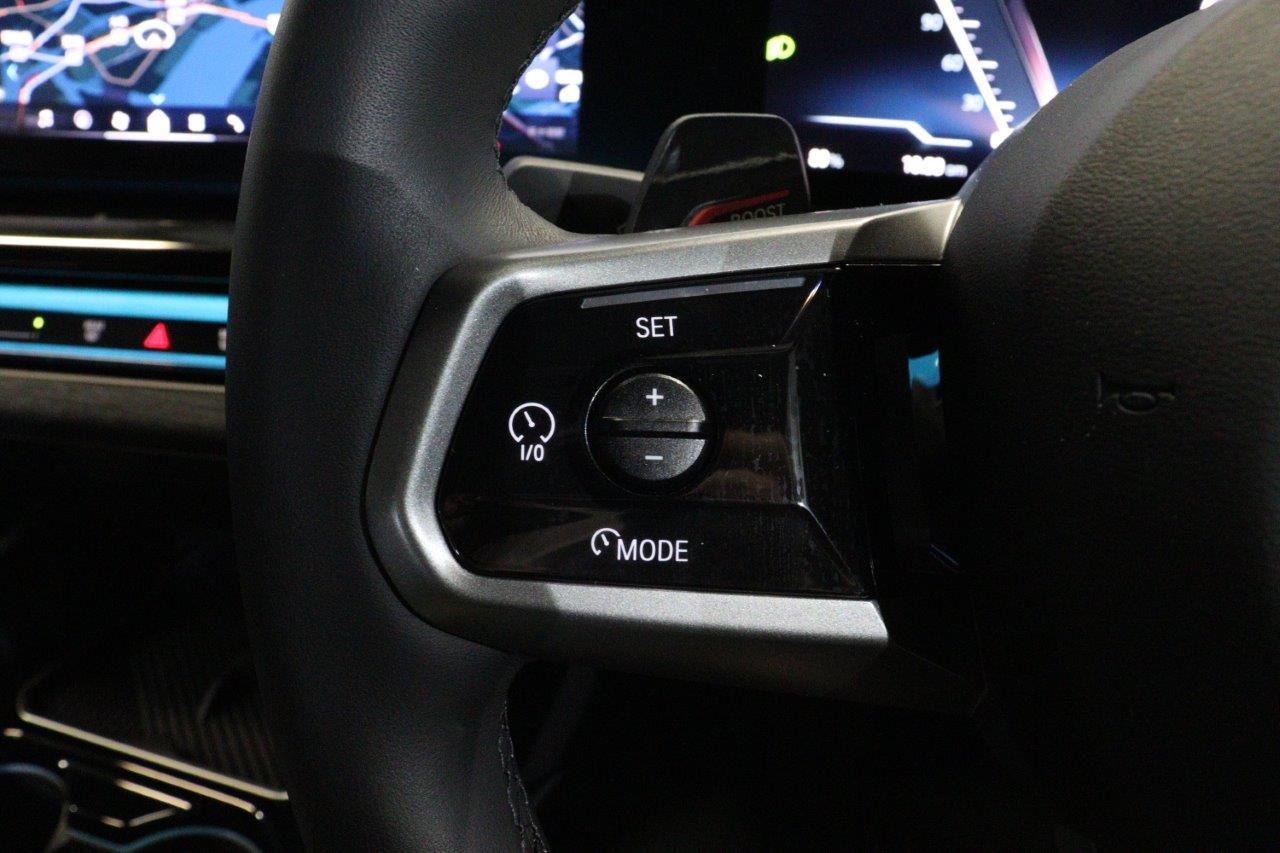 BMW i5 eDrive40 M Sport RHD