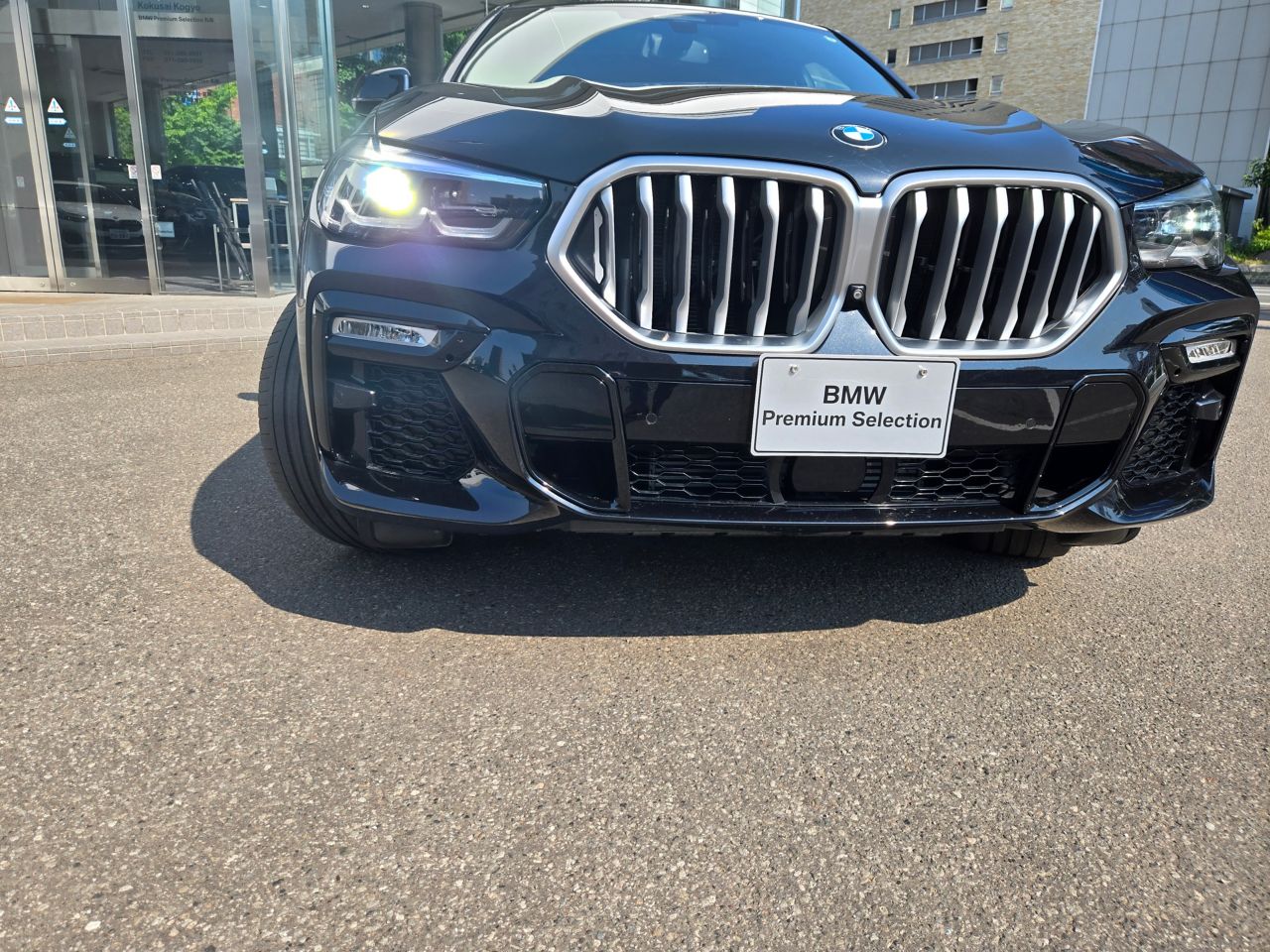 X* xDrive30d RHD