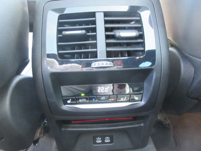 G01 X3 M40i RHD ZA