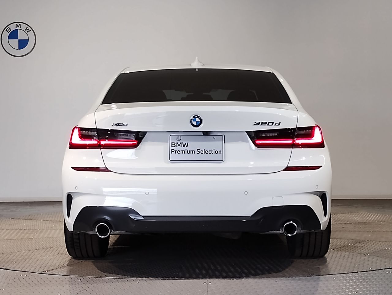 G20 320d xDrive RHD Saloon