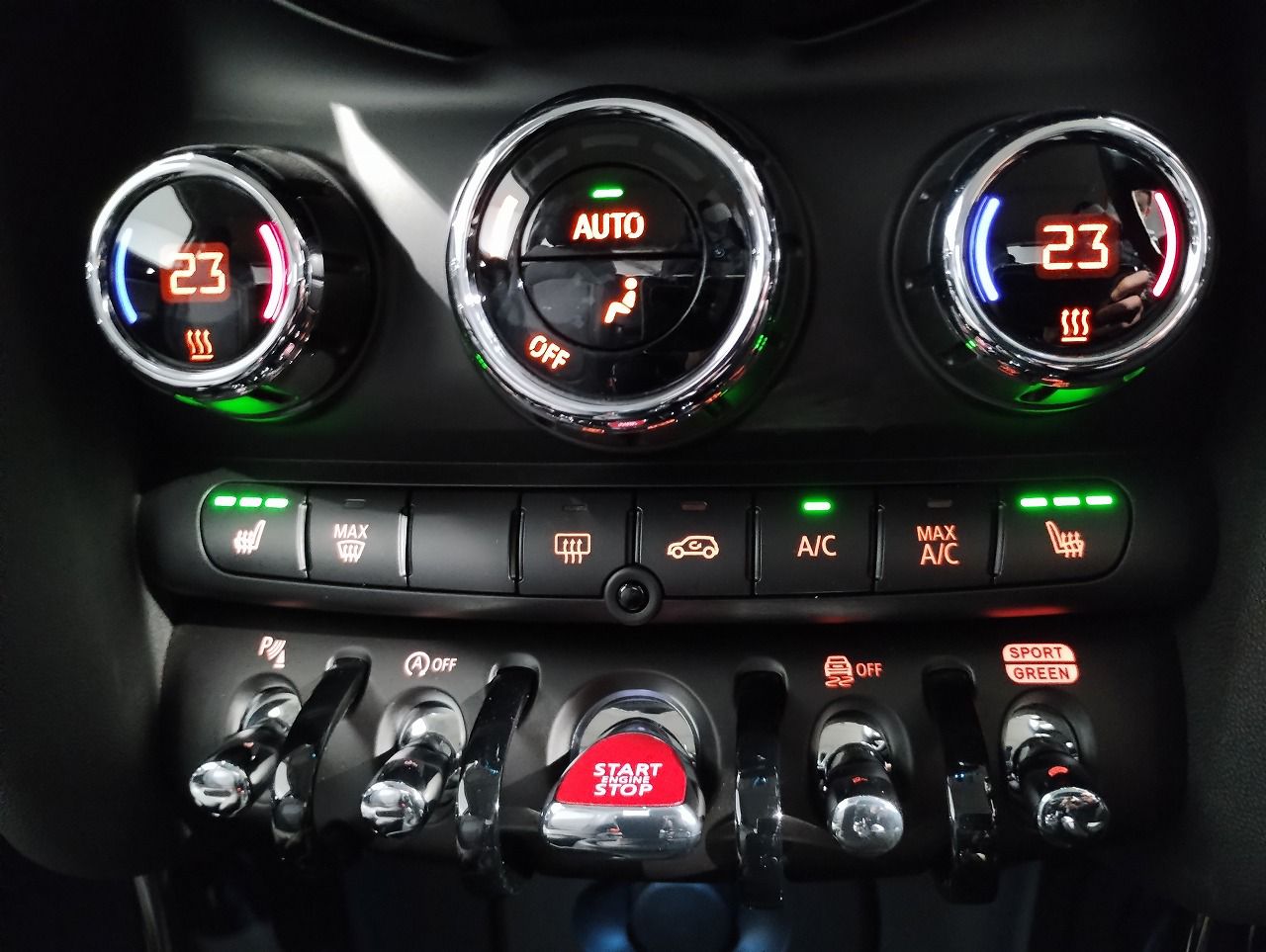 MINI Cooper F56 RHD