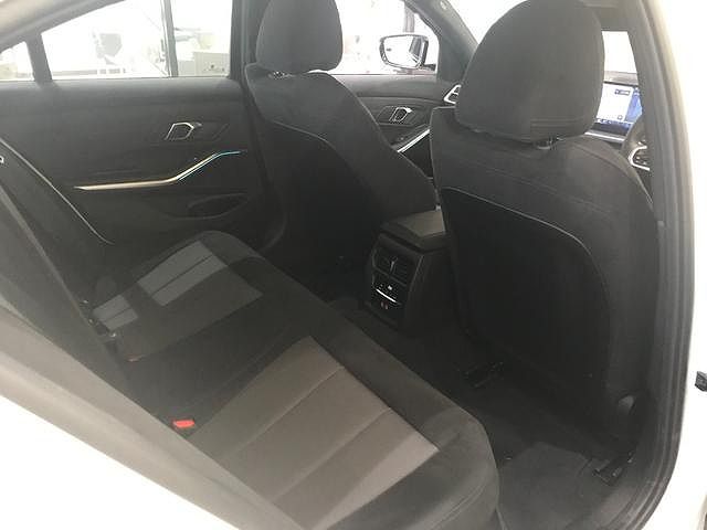 320d xDrive Berline RHD