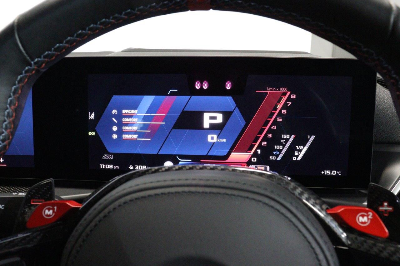 G*** M* C********** M x***** C********** RHD