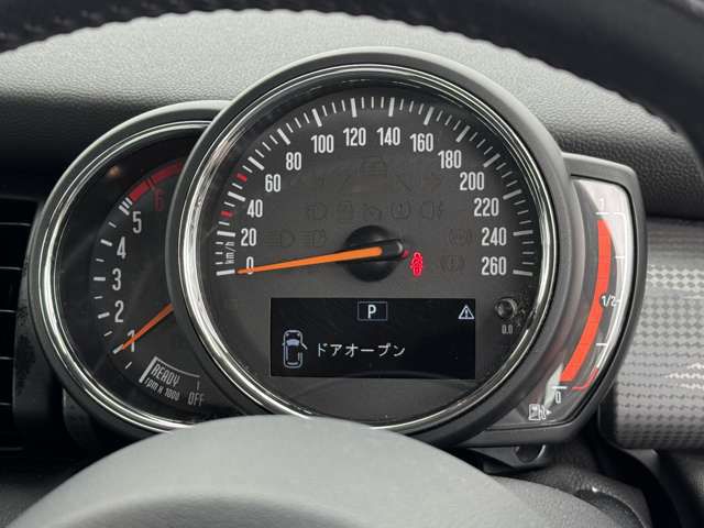 F55 COOPER D (AT)