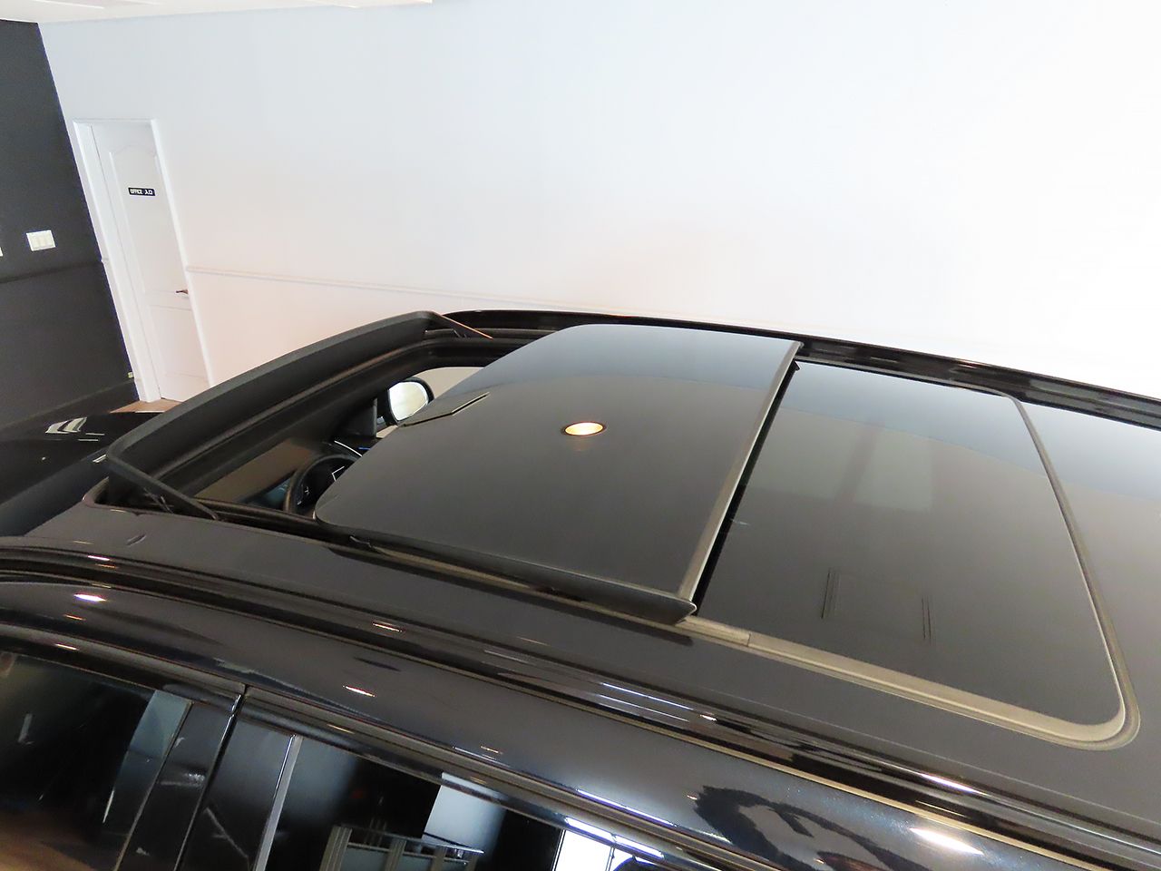 G08 iX3 BEV RHD
