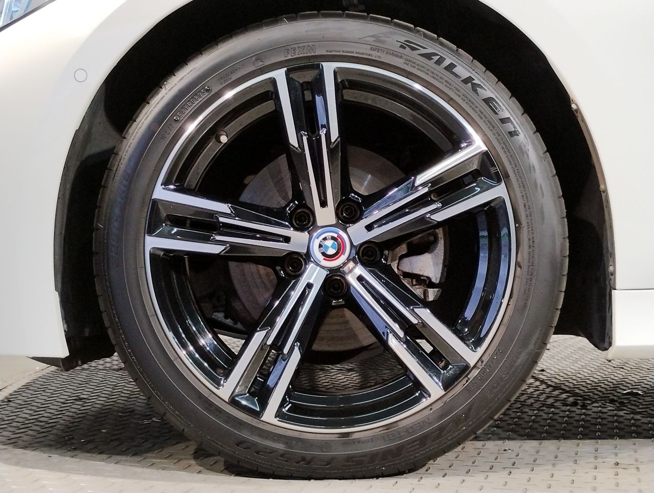 320d xDrive Berline RHD