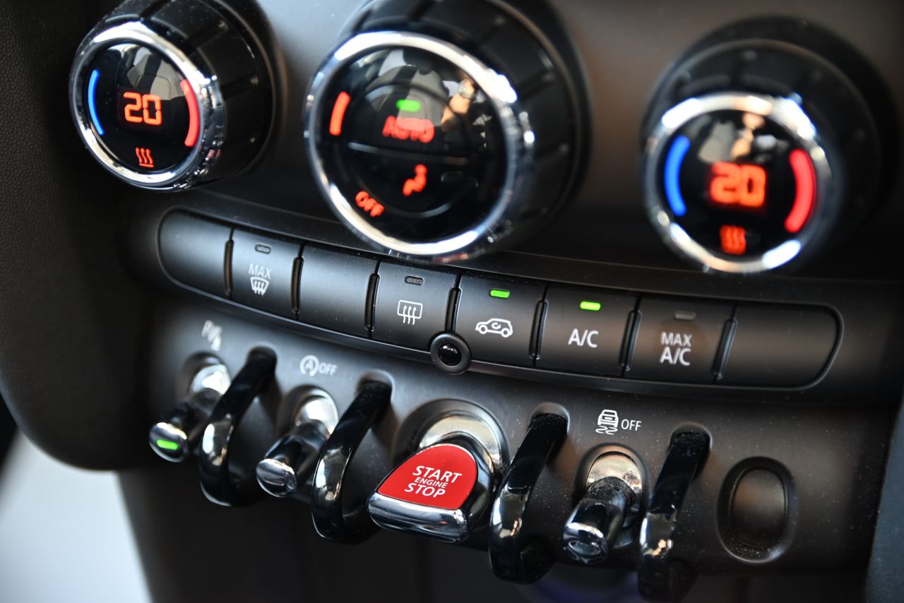 F55 MINI Cooper 5-Door Hatch LCI