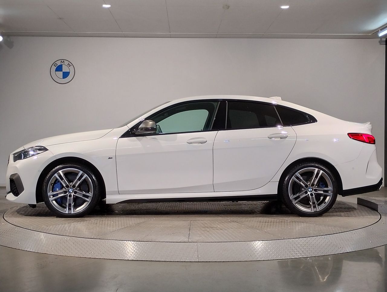 F4* **35i xDrive **** ***** B48 2.0i