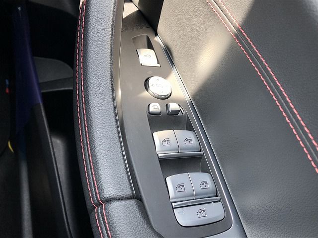 G01 X3 M40d RHD LCI