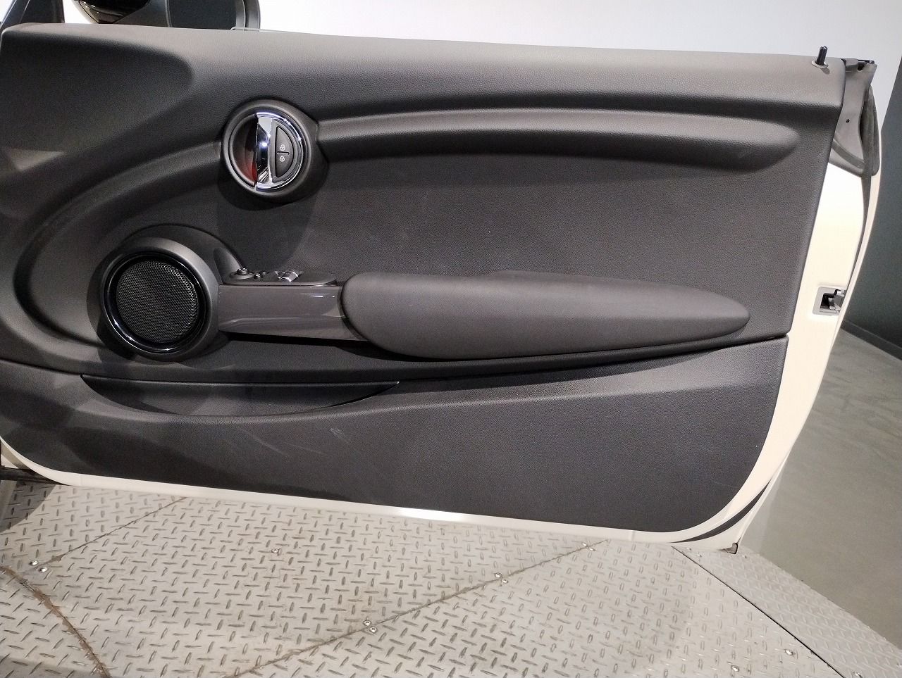 F56 MINI Cooper 3-Door Hatch LCI