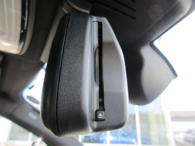 G20 320d xDrive RHD Saloon