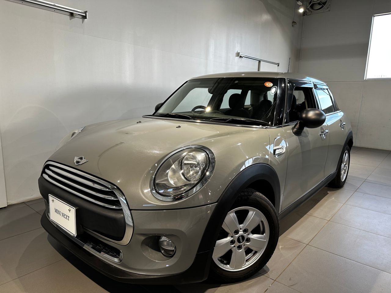 MINI ONE 5 DOOR
