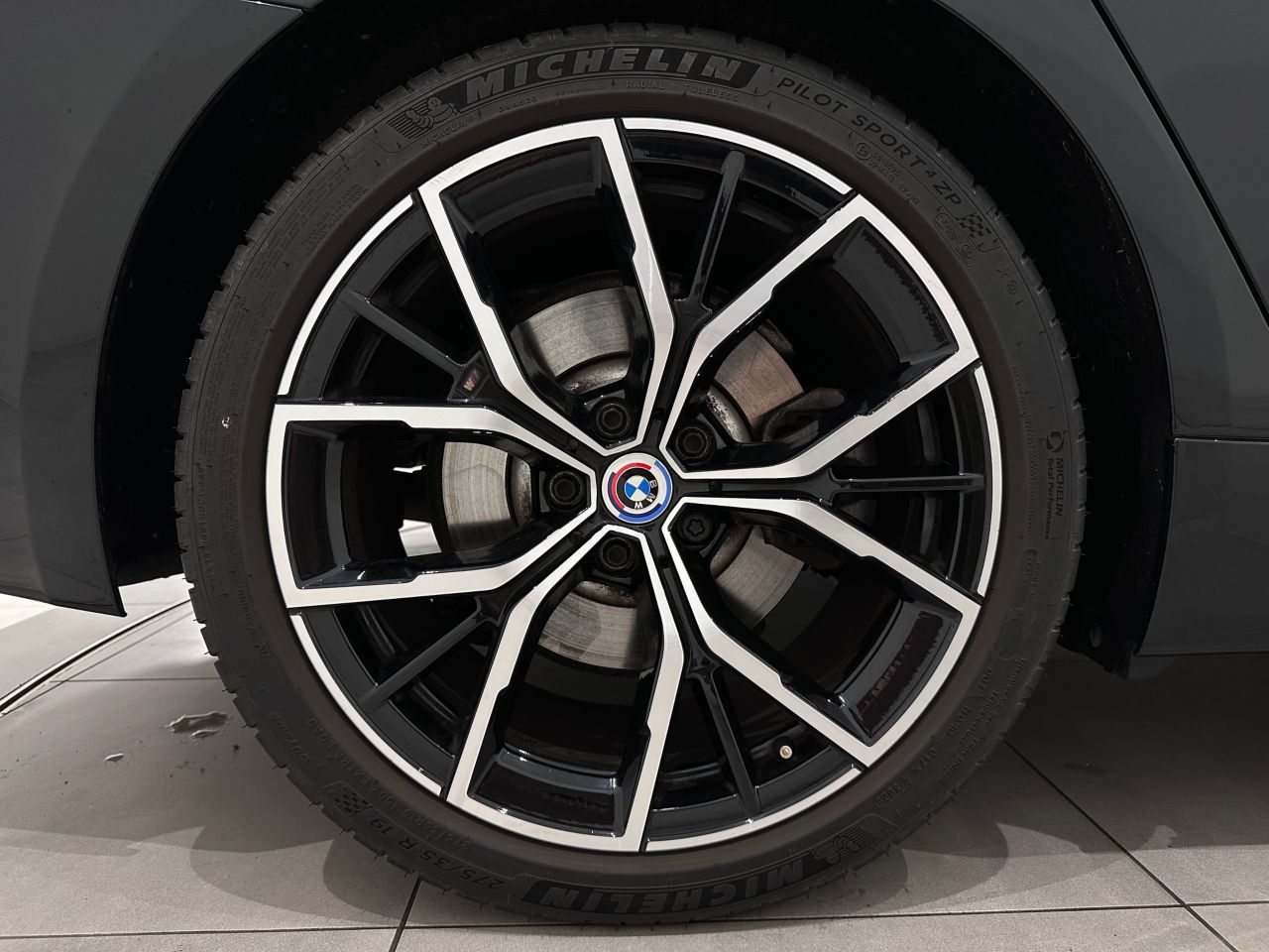 520d xDrive Touring RHD