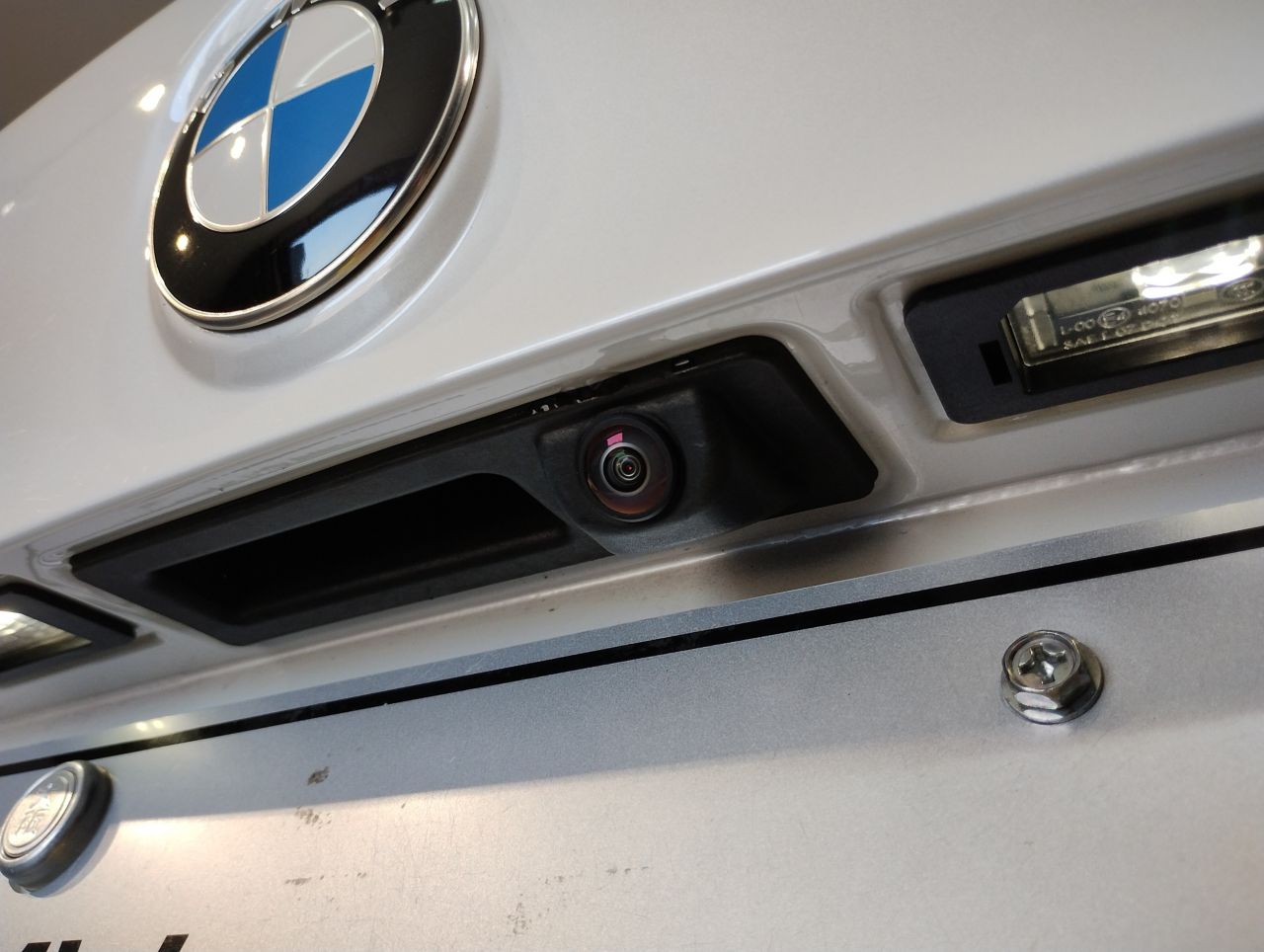 X1 sDrive18i RHD