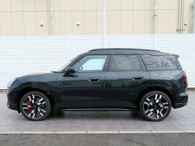 U25 MINI John Cooper Works Countryman ALL4