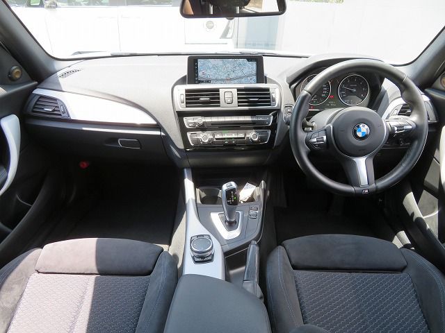118D 5DOOR RHD