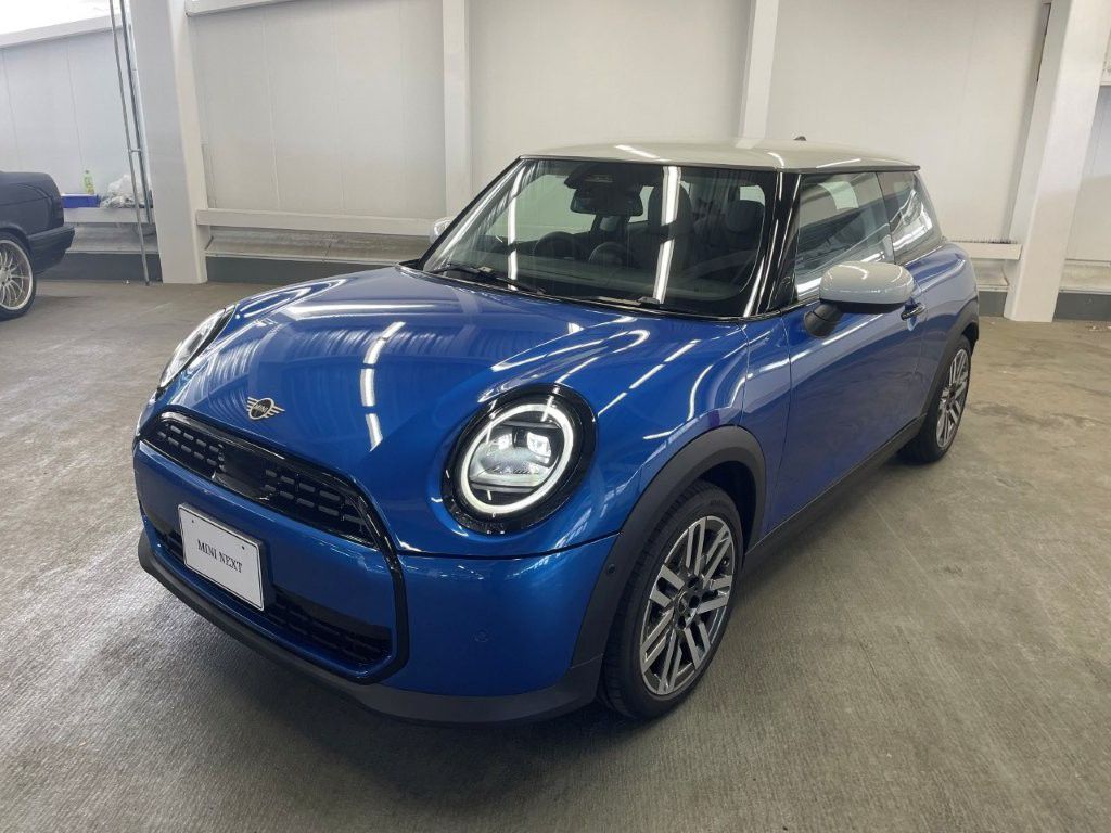 F66 MINI Cooper C 3Dr