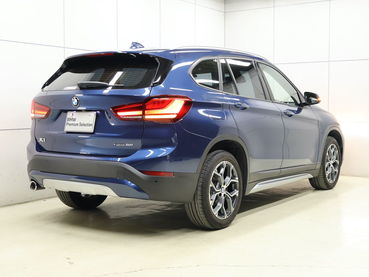 X1 sDrive18i RHD