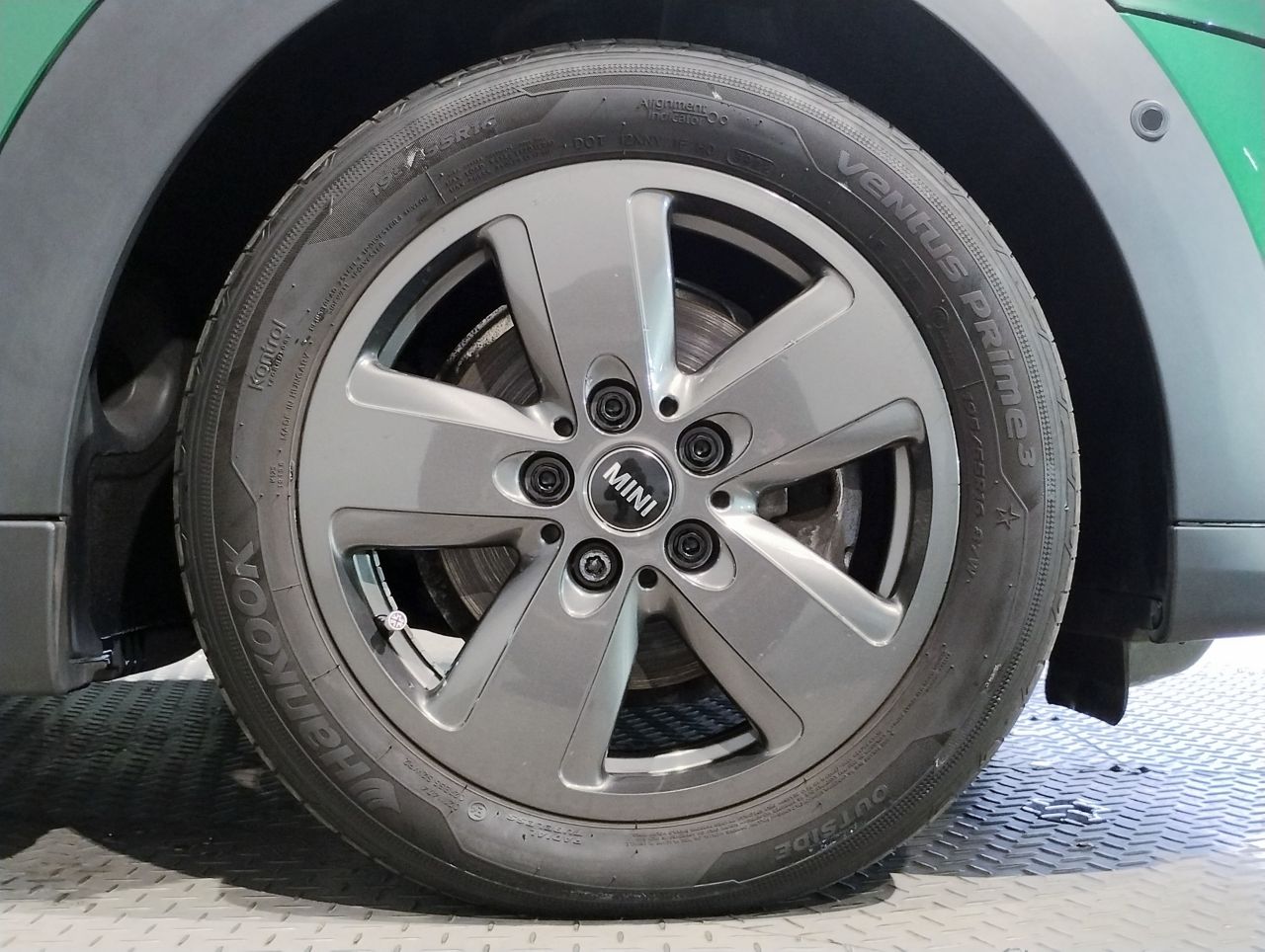 MINI Cooper F56 RHD