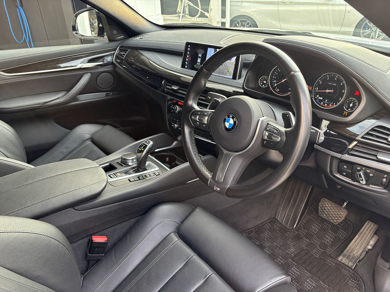 X6 XDRIVE 50I RHD