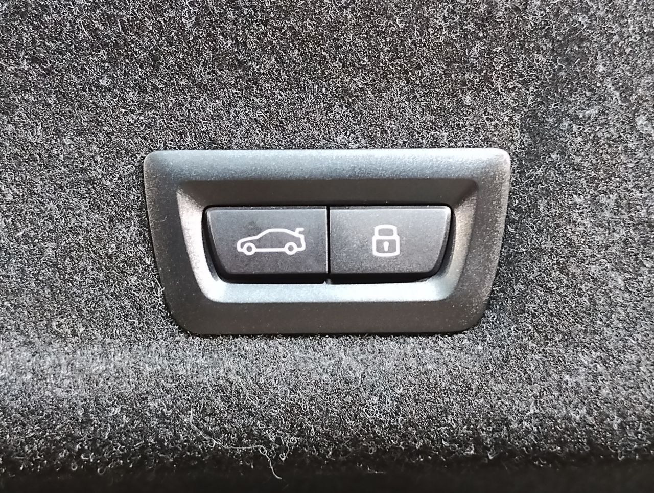 G20 320i Saloon LCI RHD MX