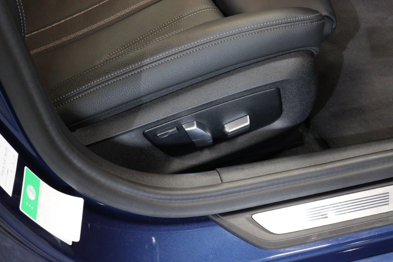 520d xDrive Sedan RHD